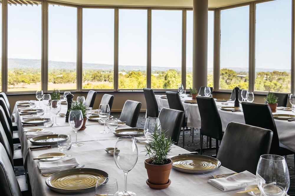 Rydges South Park Adelaide 67/73