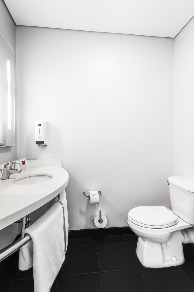 IBIS CARTAGENA MARBELLA 22/64