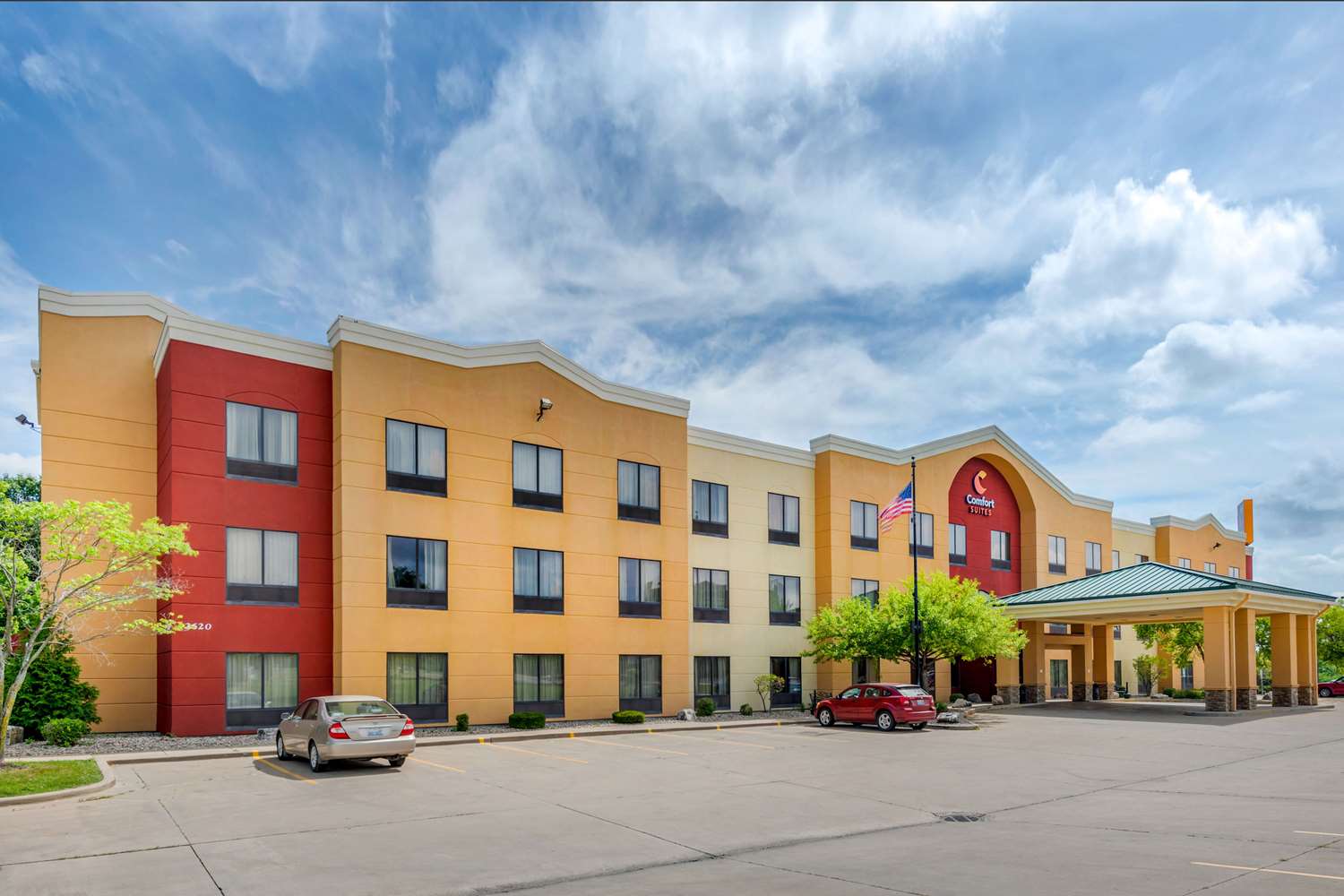 Comfort Suites near Route 66 4/49
