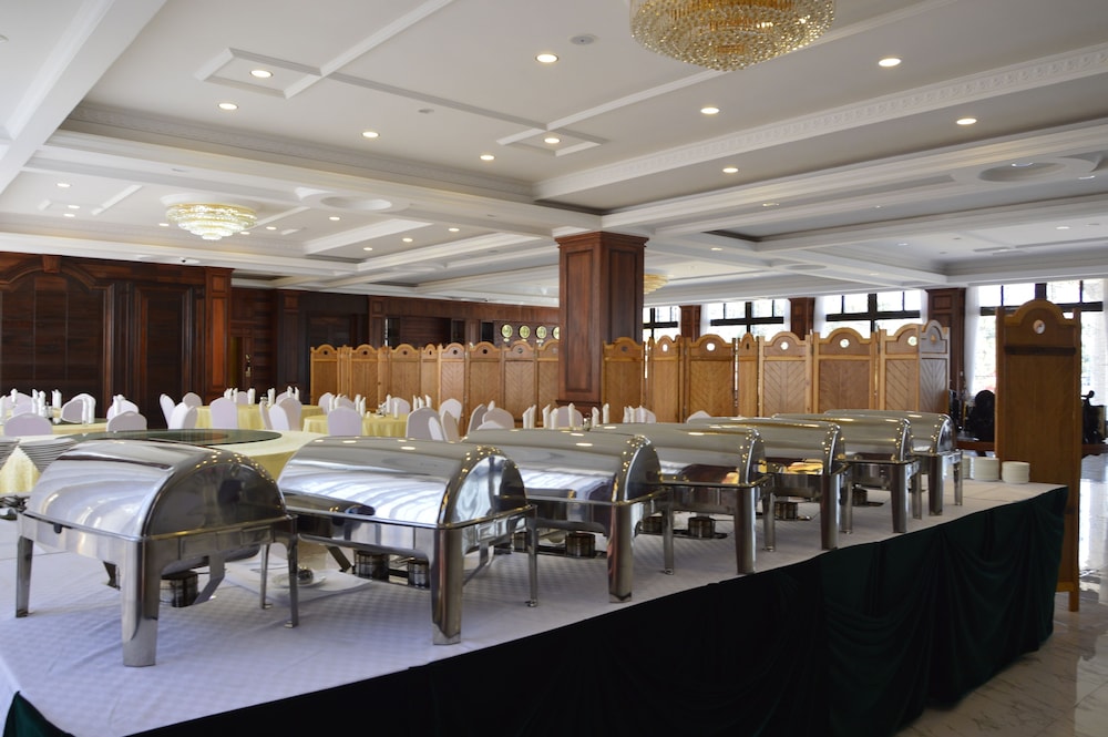 Asia and Africa Hotel 23/32