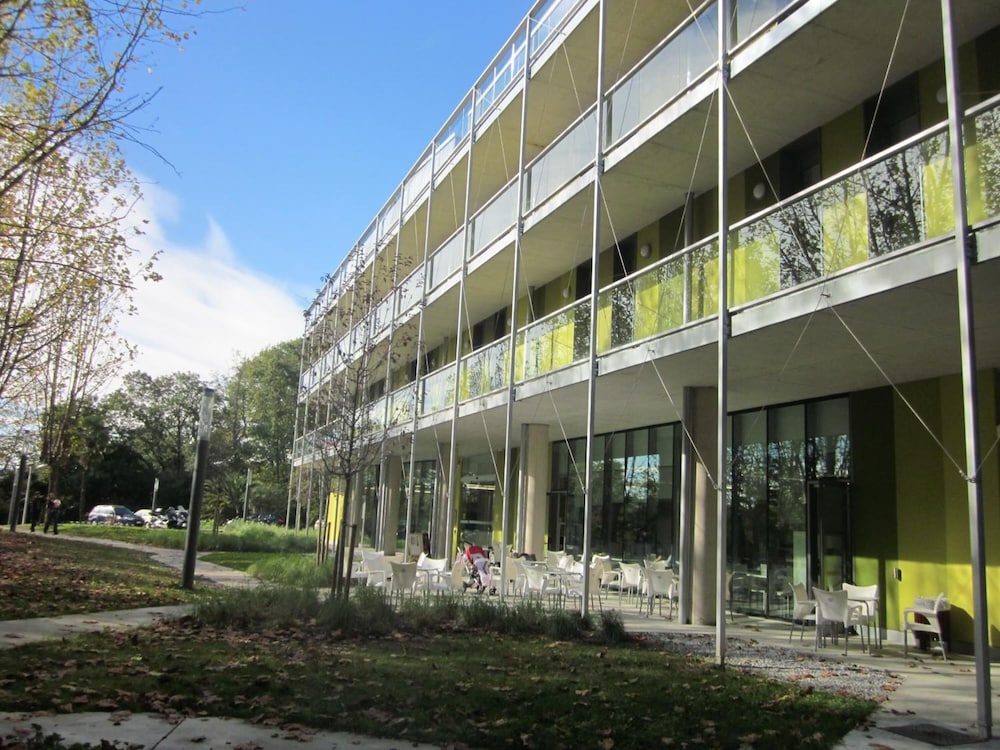 Green Nest Hostel Uba Aterpetxea 9/66