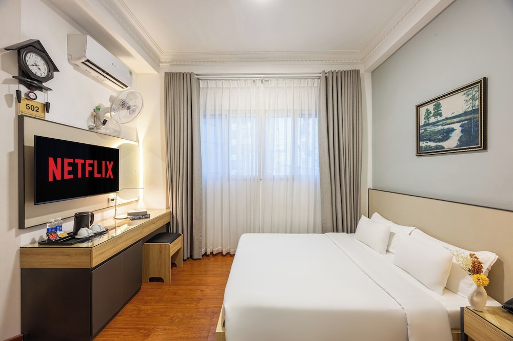 A25 Hotel - 35 Mac Thi Buoi 24/63