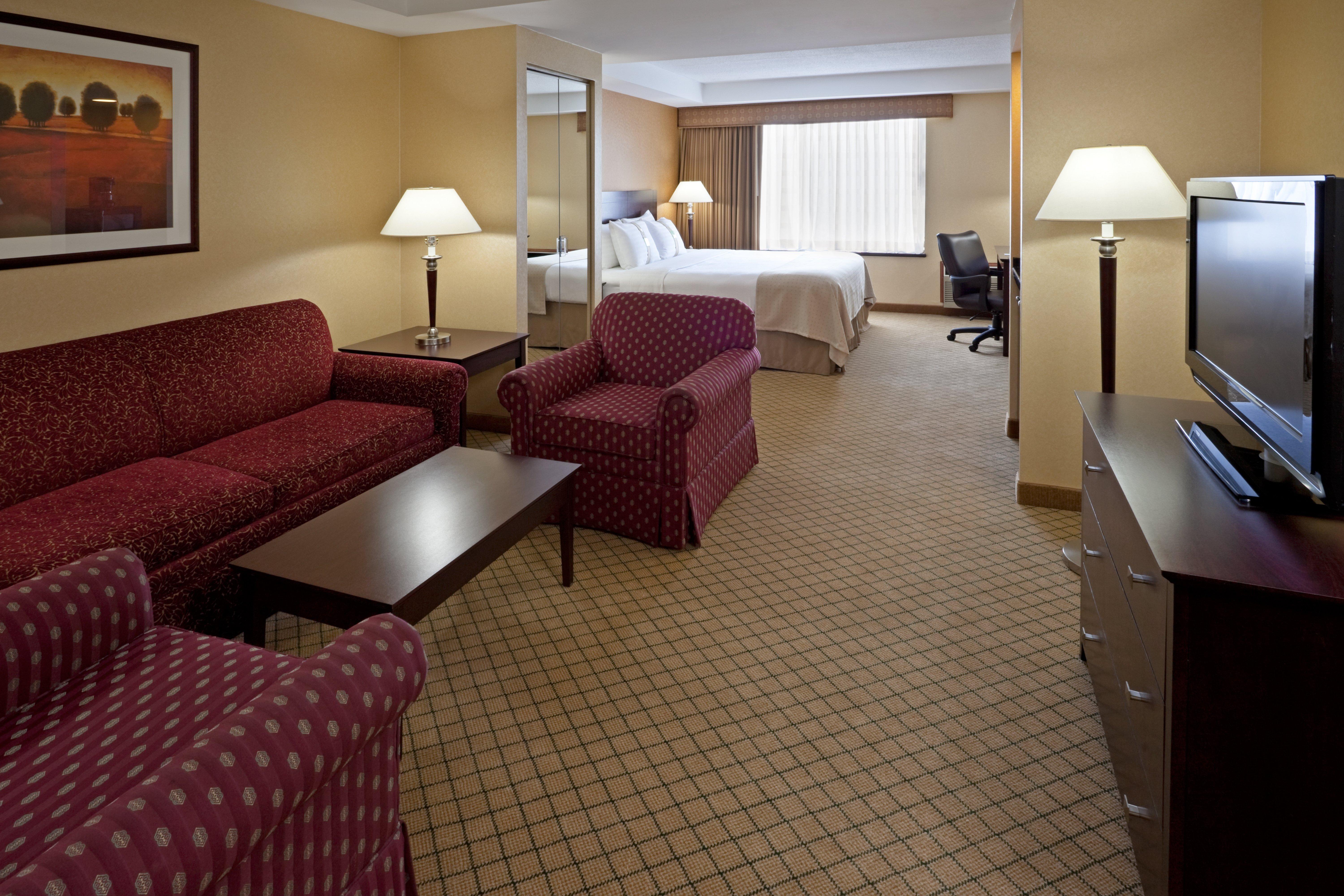 Armoni Inn and Suites 37/57