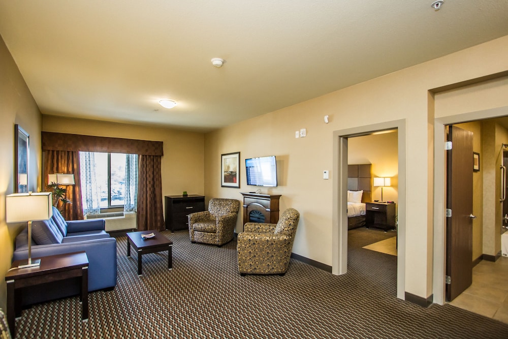Comfort Suites Kelowna, BC 34/52