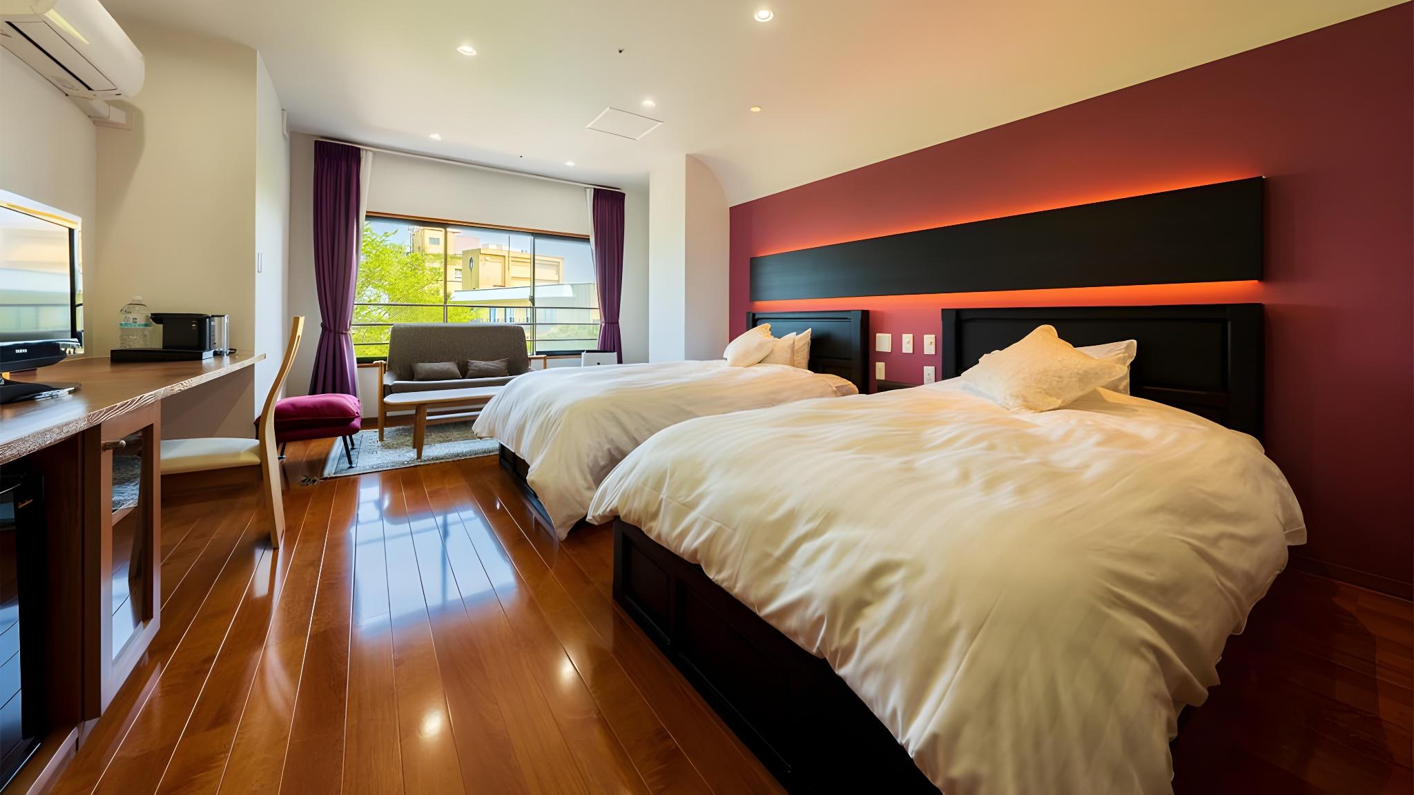 Deluxe, Twin Beds, City View, Middle Floor