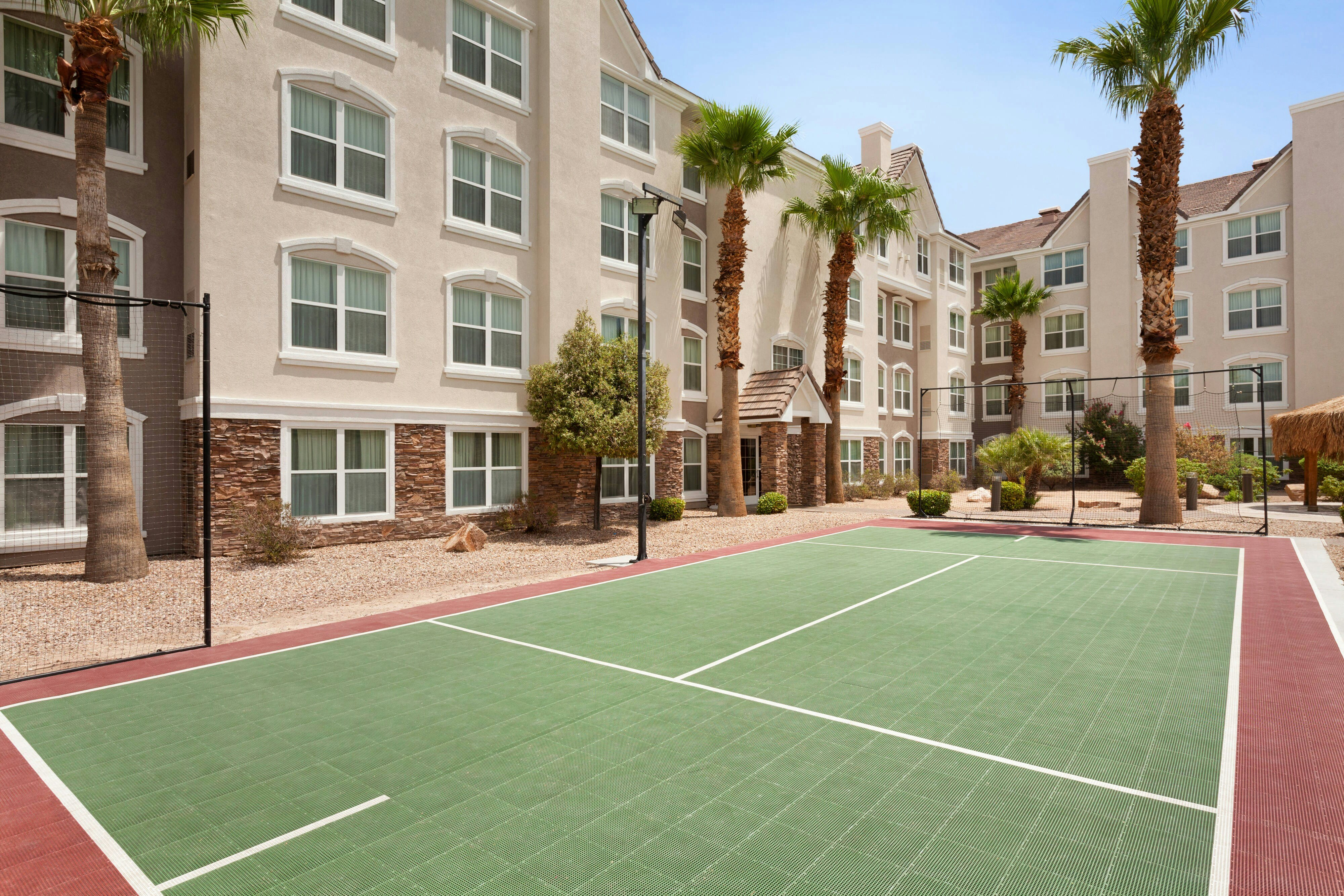 Residence Inn Las Vegas South 1/6