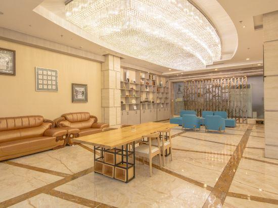 Deberlin Hotel 20/23