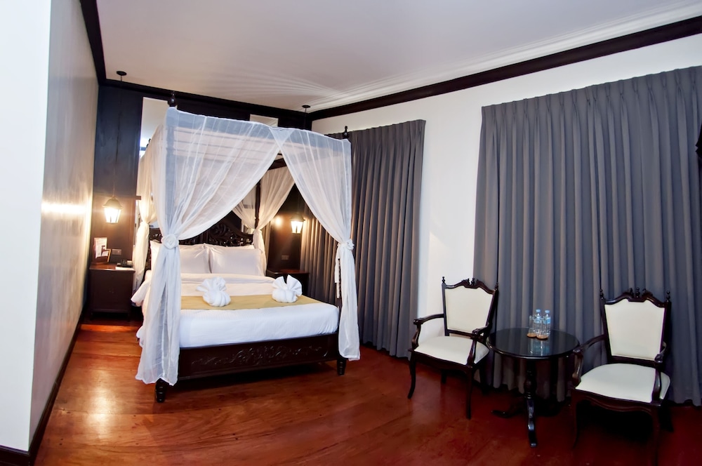 Vigan Plaza Hotel 27/71