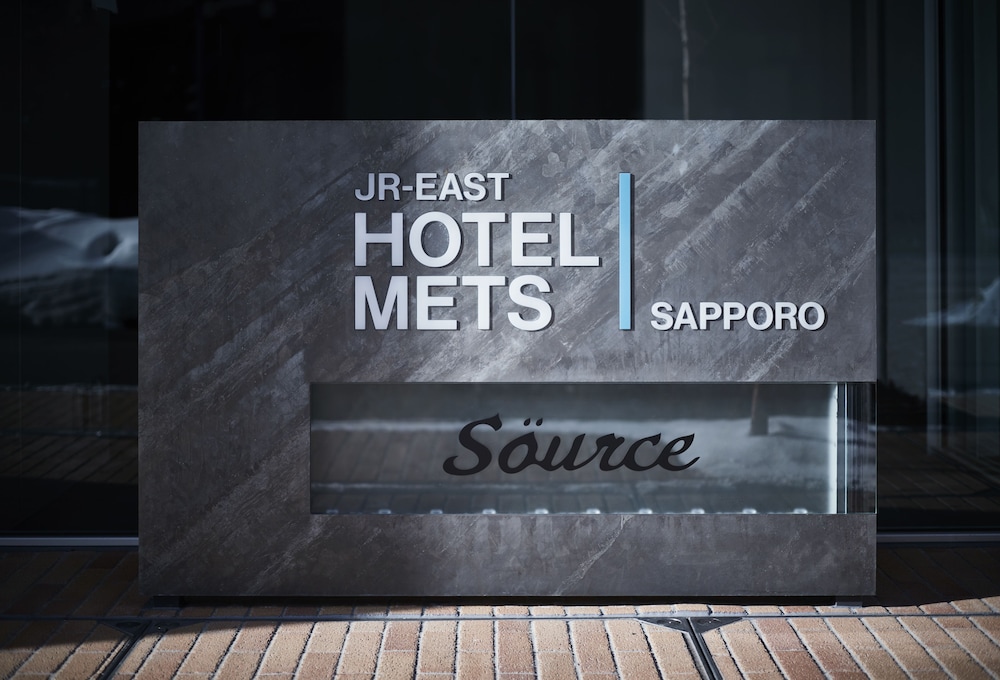 JR-EAST HOTEL METS SAPPORO 30/50