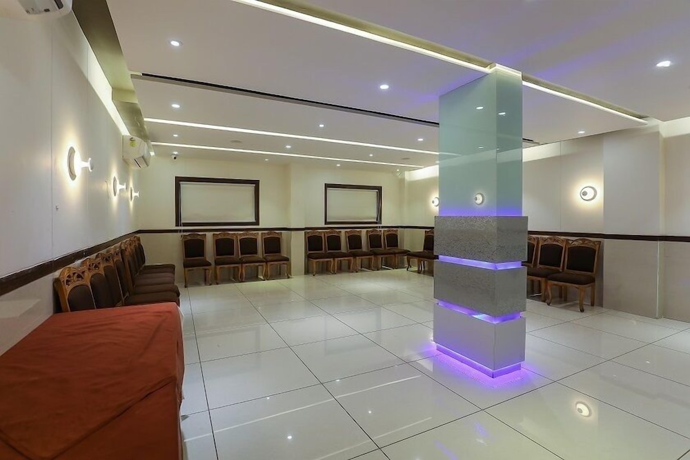 Hotel Ashray Inn Express 24/35