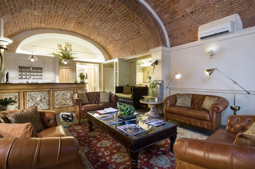 Art Atelier Hotel 44/57
