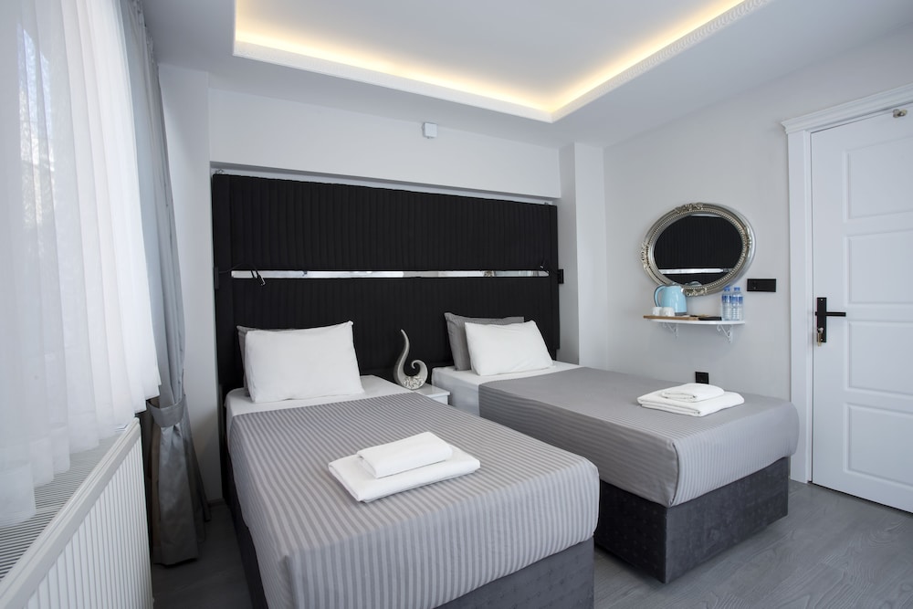 Carvan Hotel 32/55
