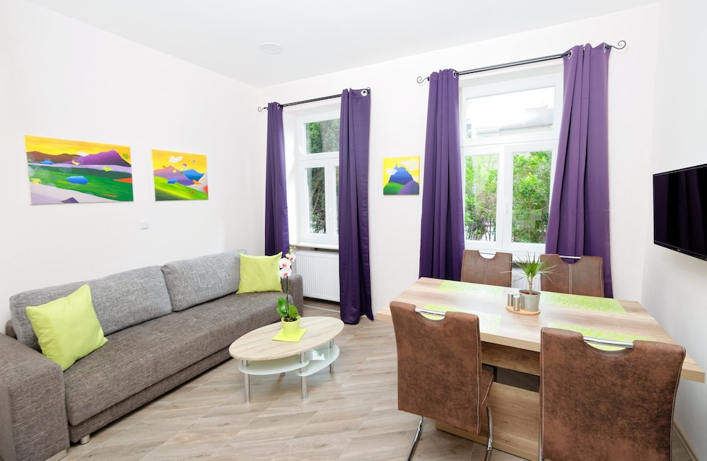 Villa Luna 20/30
