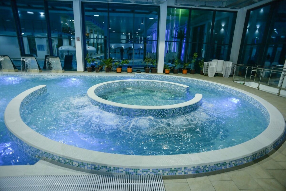 hollywoodland wellness and spa hotel