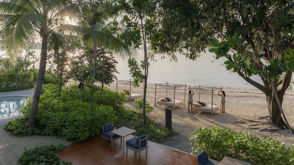 THE SPA RESORT 35/50