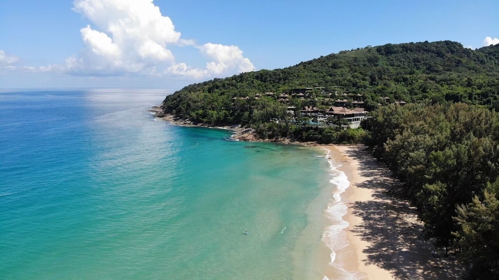 Naithonburi Beach Resort 37/43