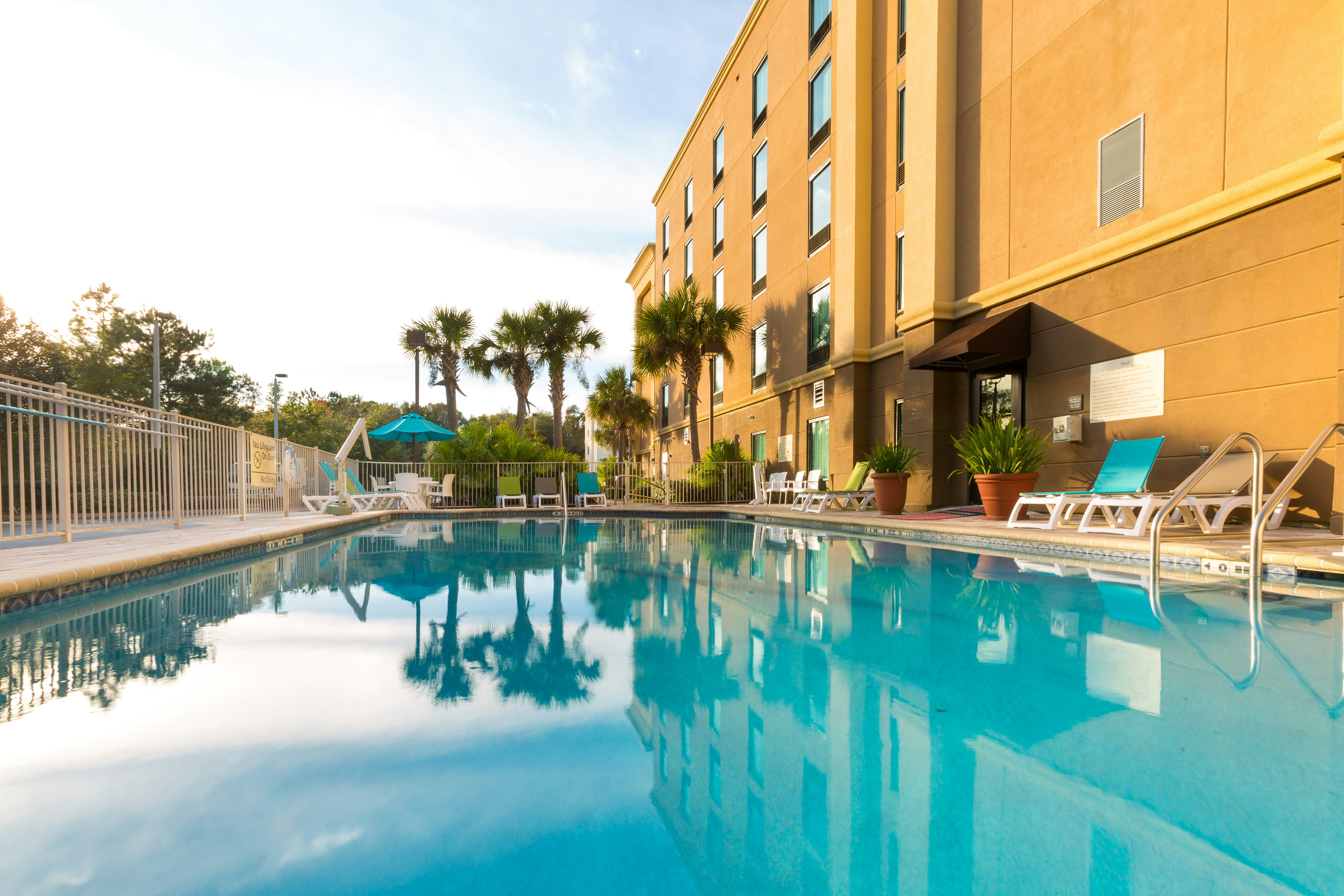 Hampton Inn And Suites Jacksonville Airport 2/42