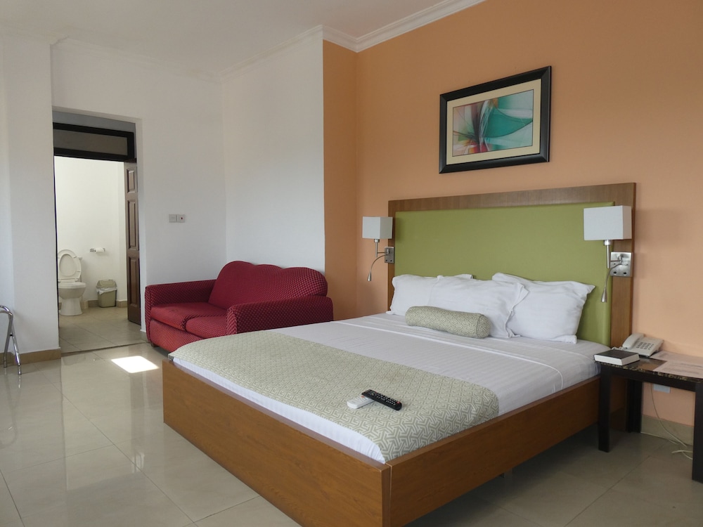 Prestige Suites 9/35