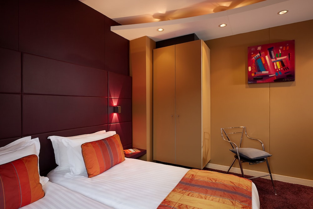Hotel de Notre Dame Maitre Albert 20/65