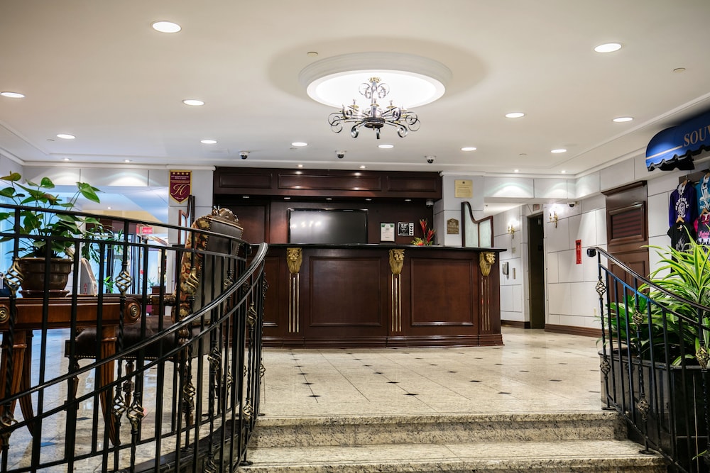 Best Western Ville Marie Montreal Hotel and Suites 7/45