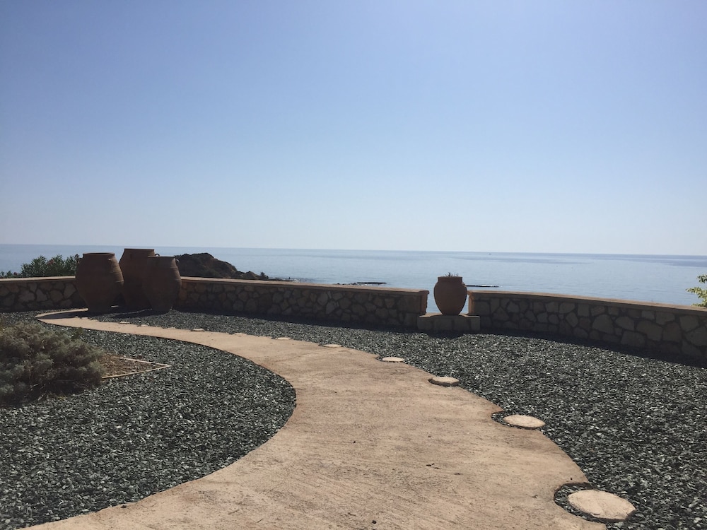 Al Mare Villas 48/67