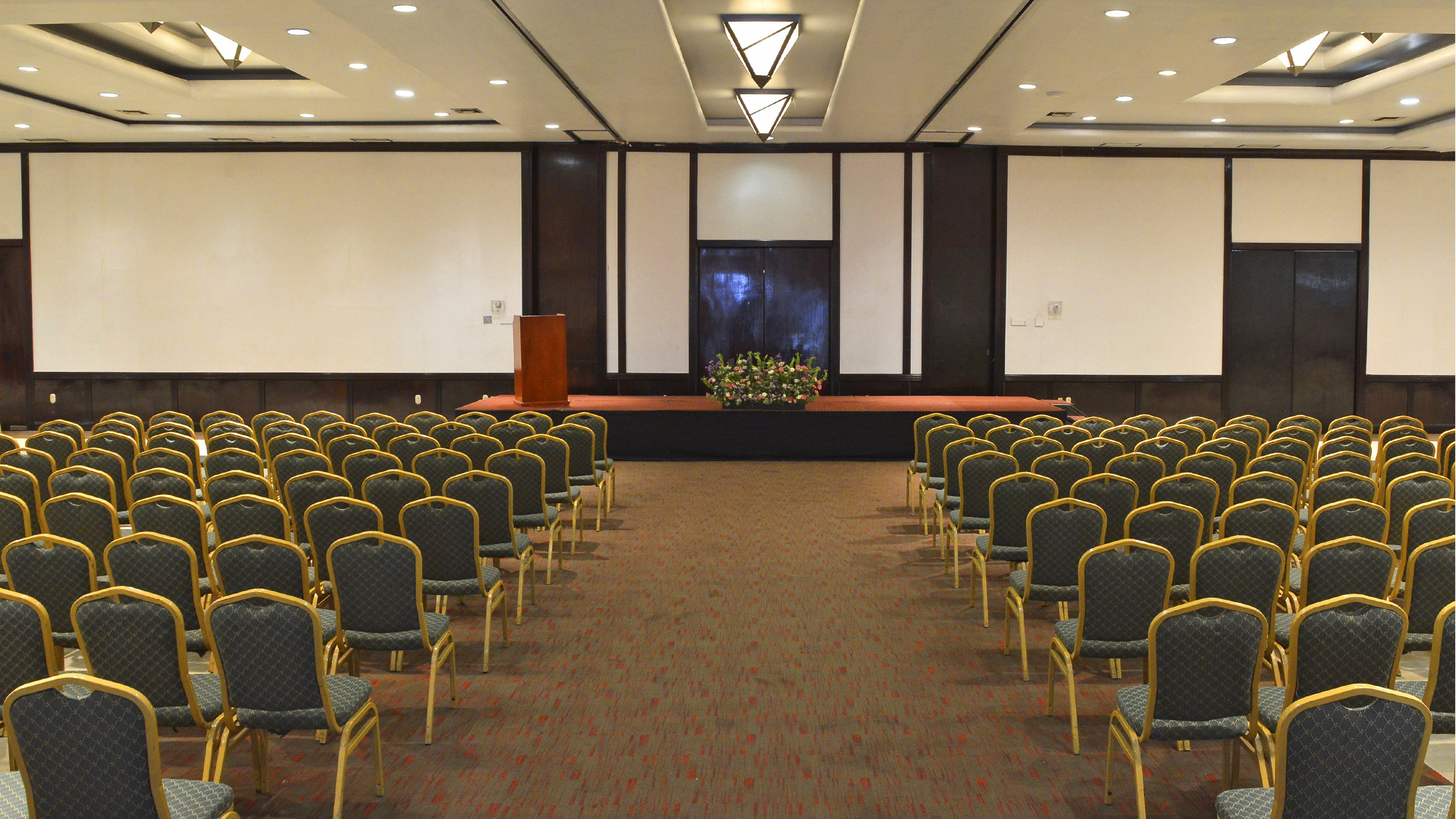 Holiday Inn Morelia 37/50
