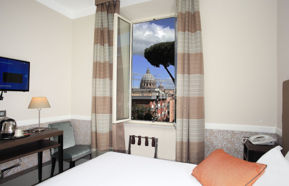 Fragrance St Peter Hotel 46/70