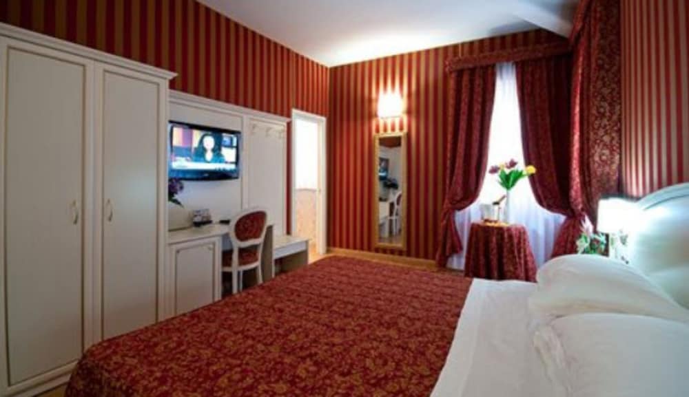 Trevi 41 Hotel 17/47