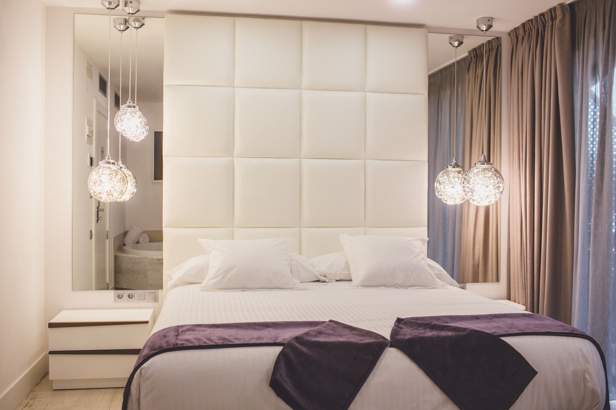 Superior, Double Bed, Pool View, Cuevas I Y Ii 5/10