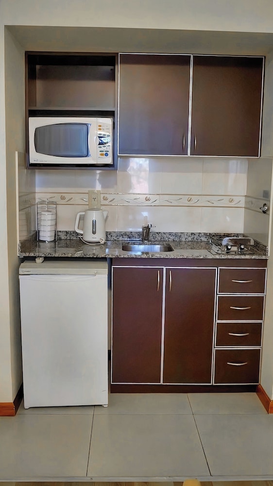 Condor Suites Apart Hotel 8/50