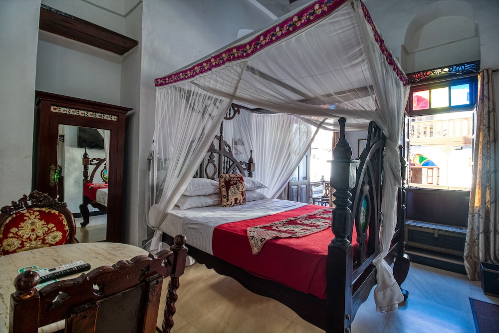 Tembo House Hotel Apartments 20/50