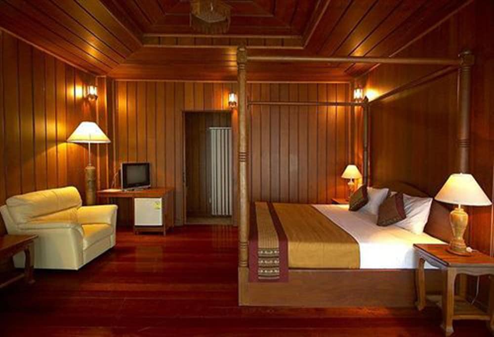 Koh Kood Beach Resort 25/49