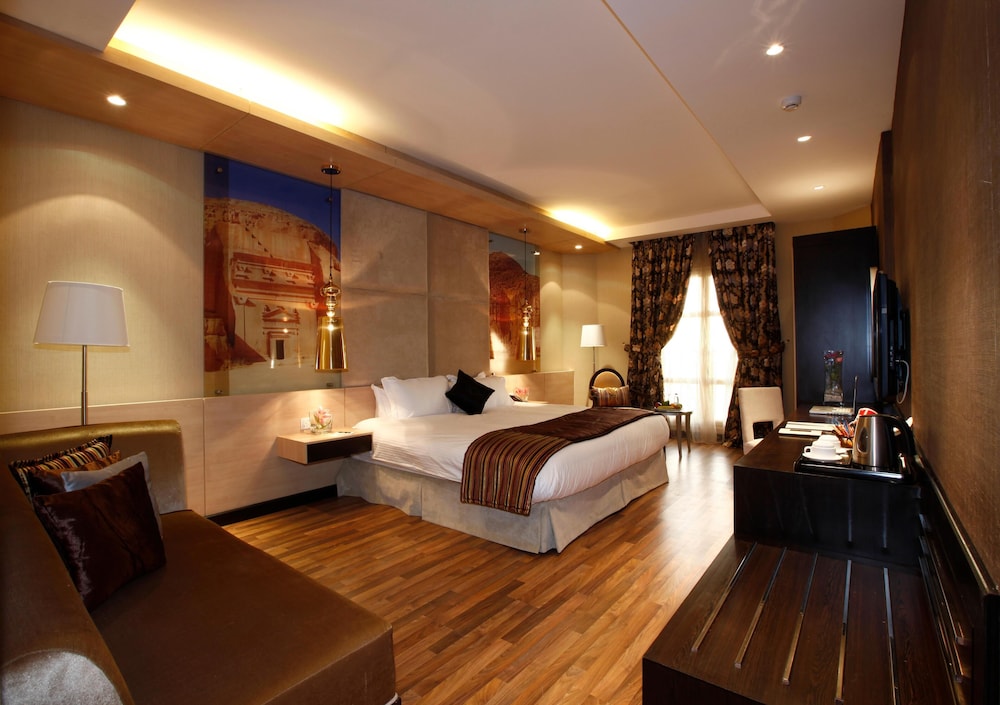 جراند بلازا الرياض(Grand Plaza Hotel - Takhasosi) 13/50