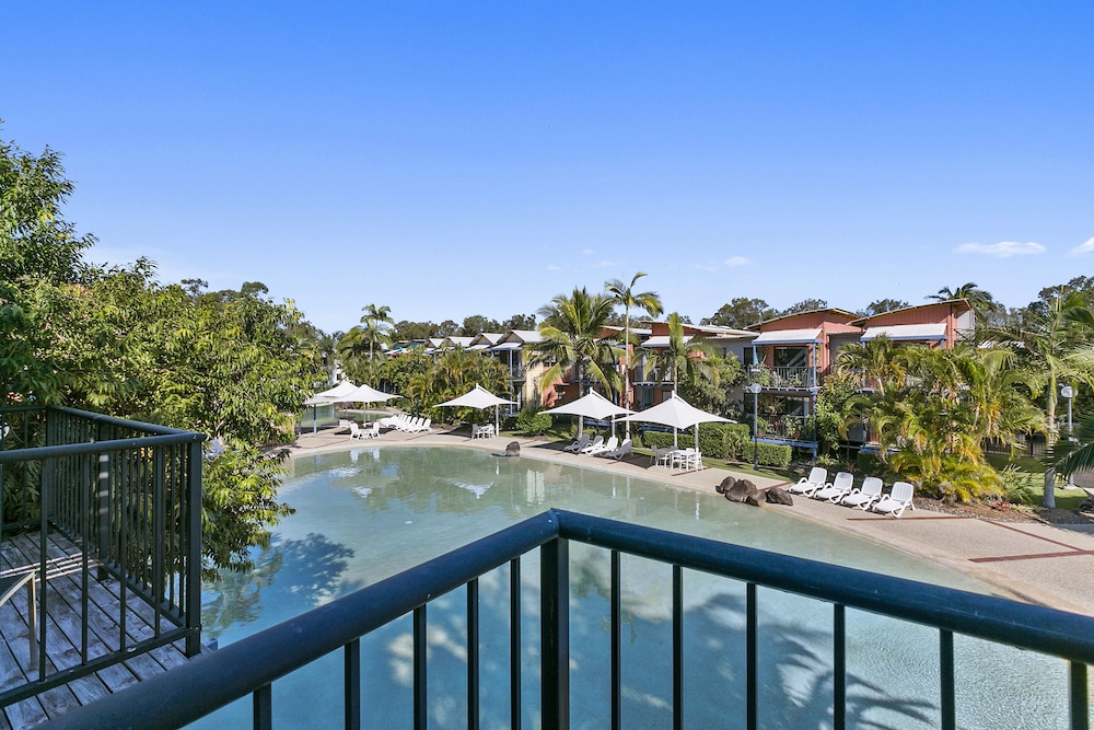 Noosa Lakes Resort 41/50