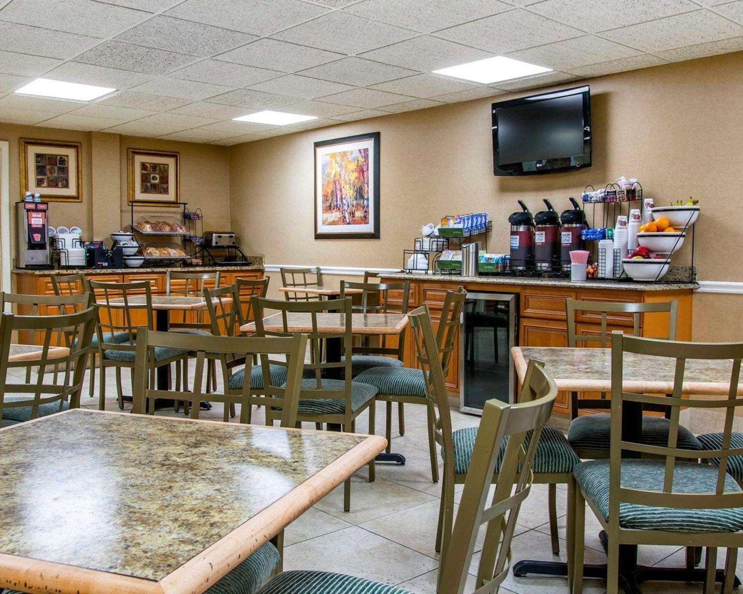 restaurant cafeteria