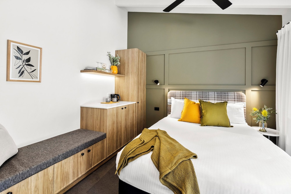 BELLINGEN VALLEY LODGE 10/44