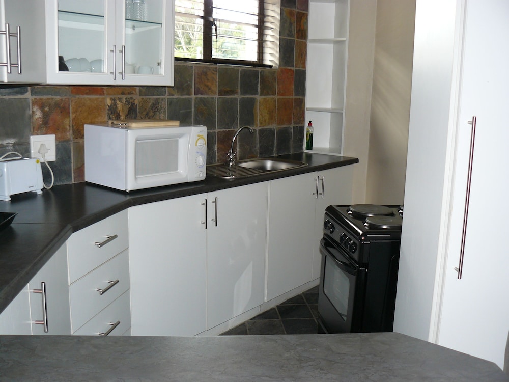 See More Guest House 6/50