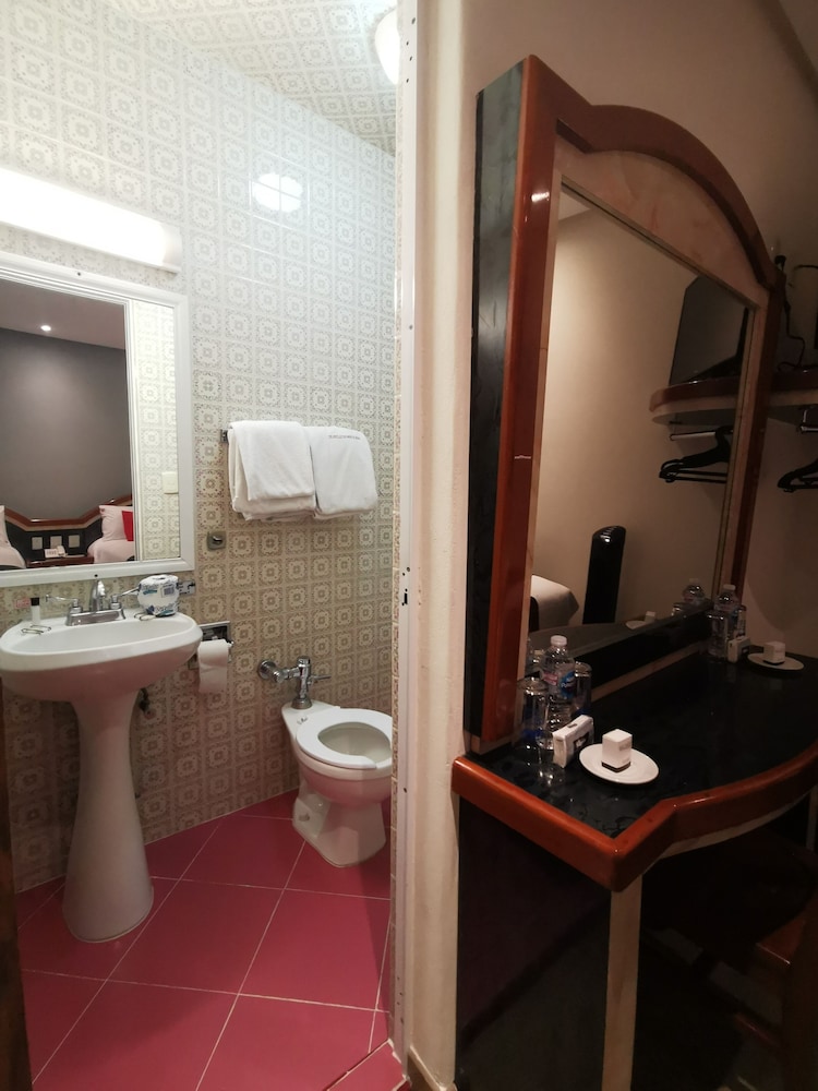 Hotel Monarca 21/33