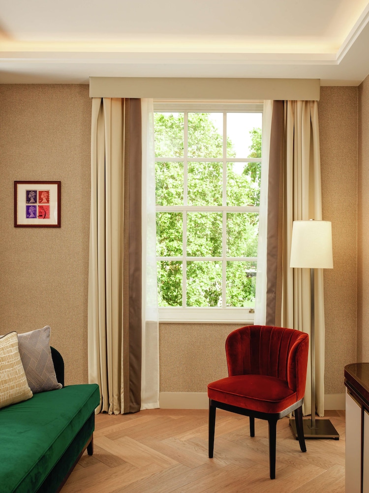 The Biltmore Mayfair 19/33