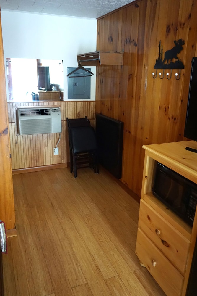 Marshall's Creek Rest Motel 50/71