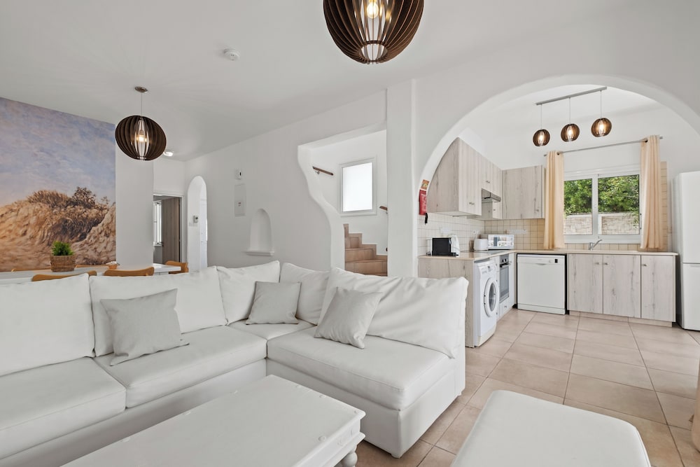 Thalassines Beach Villas 12/50