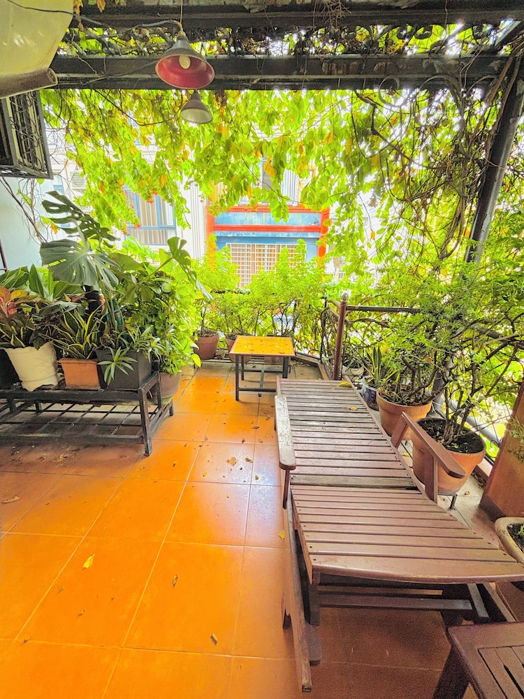 Bi Saigon Hotel 54/60