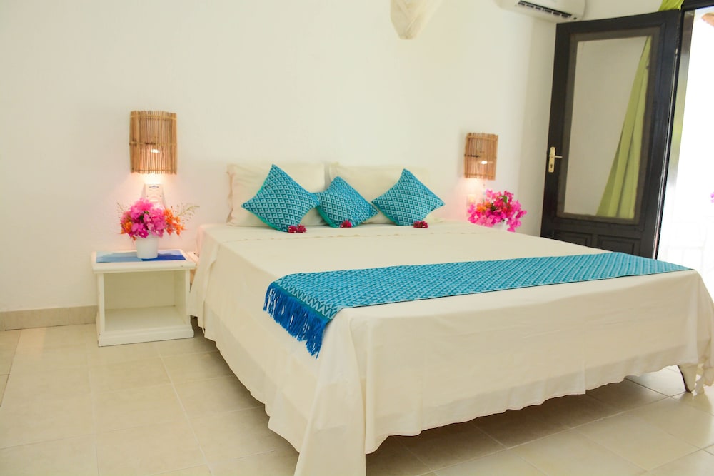 Africa Queen Hotel 17/70