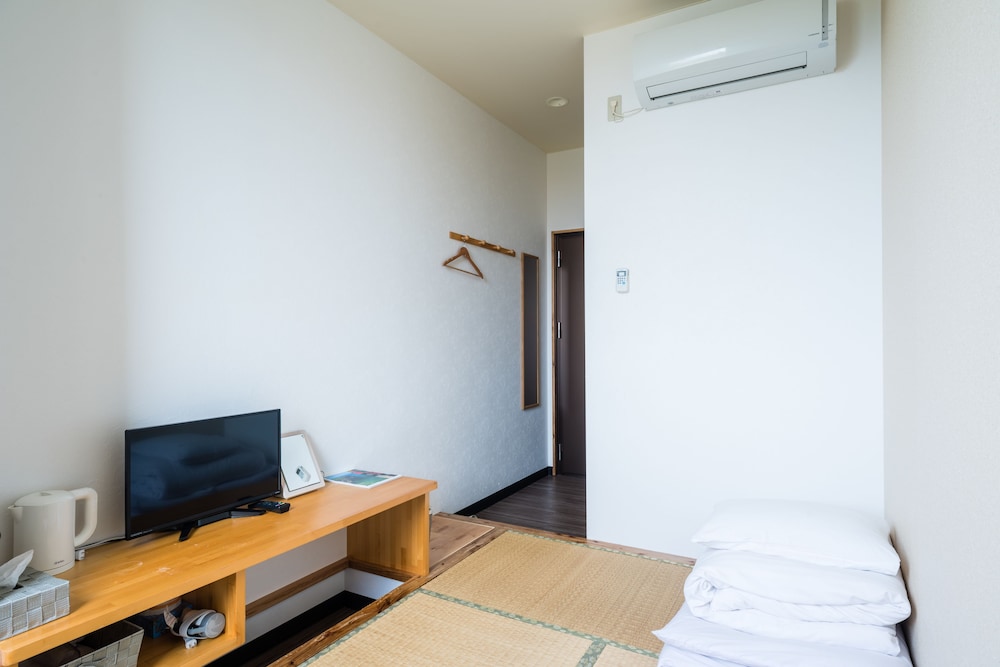 Low Cost Resort Manza Beach 25/55