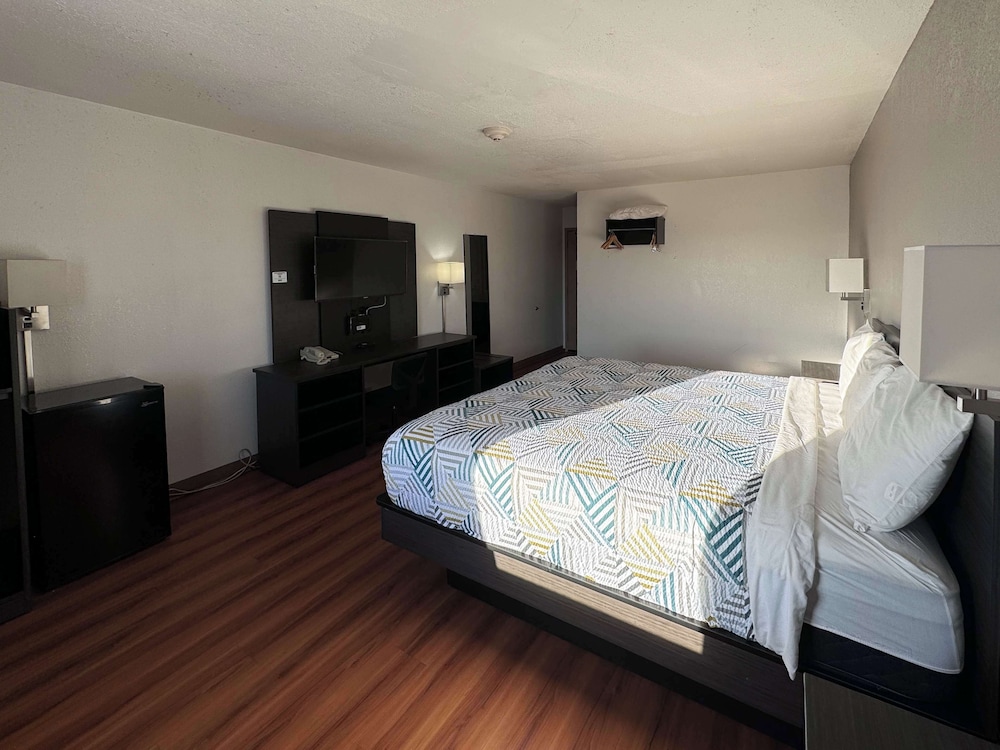 Motel6 Fond Du Lac, WI 22/52