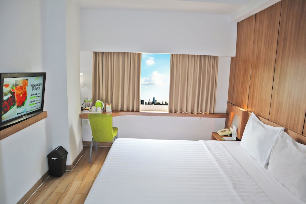 Whiz Hotel Cikini 22/62