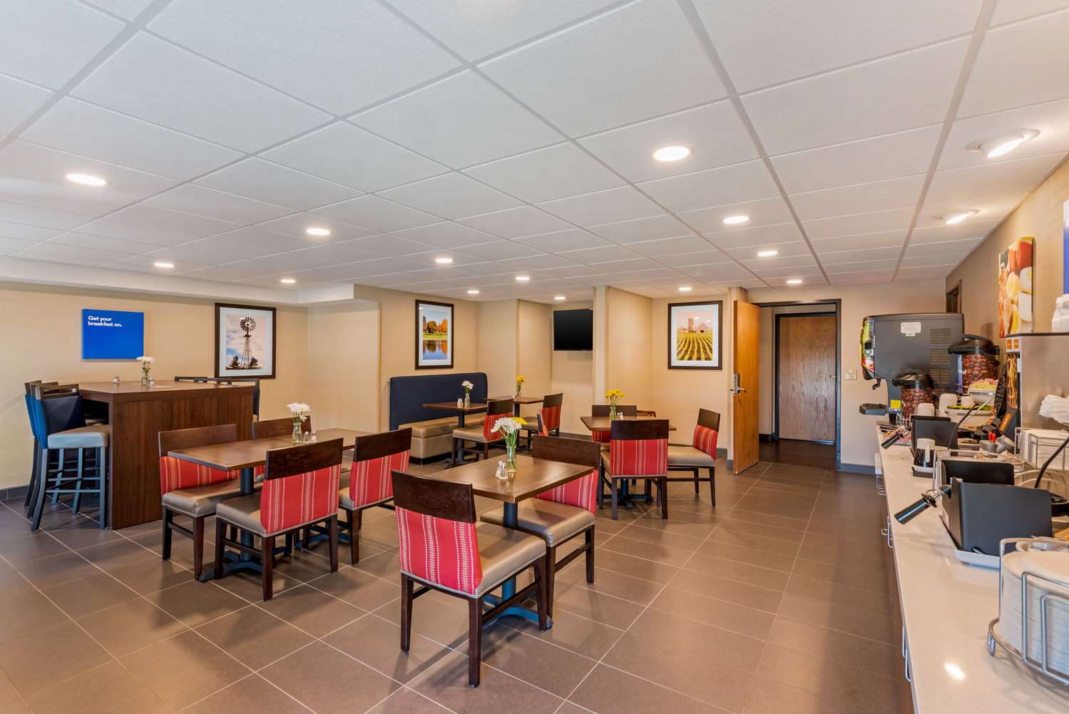 Comfort Inn & Suites near Route 66 29/35