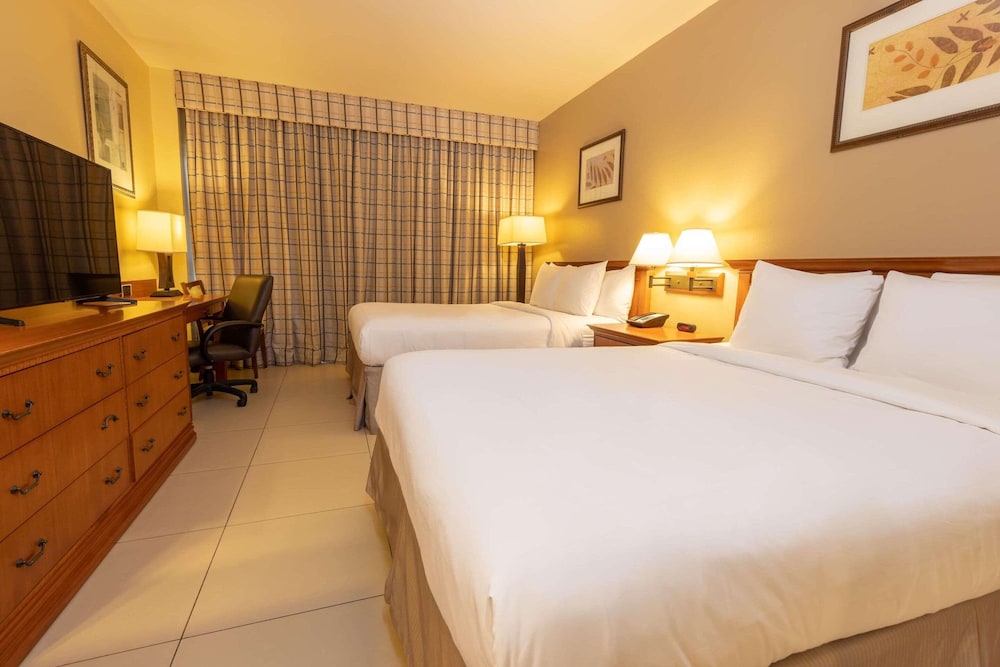 ROOM, 2 QUEEN BEDS