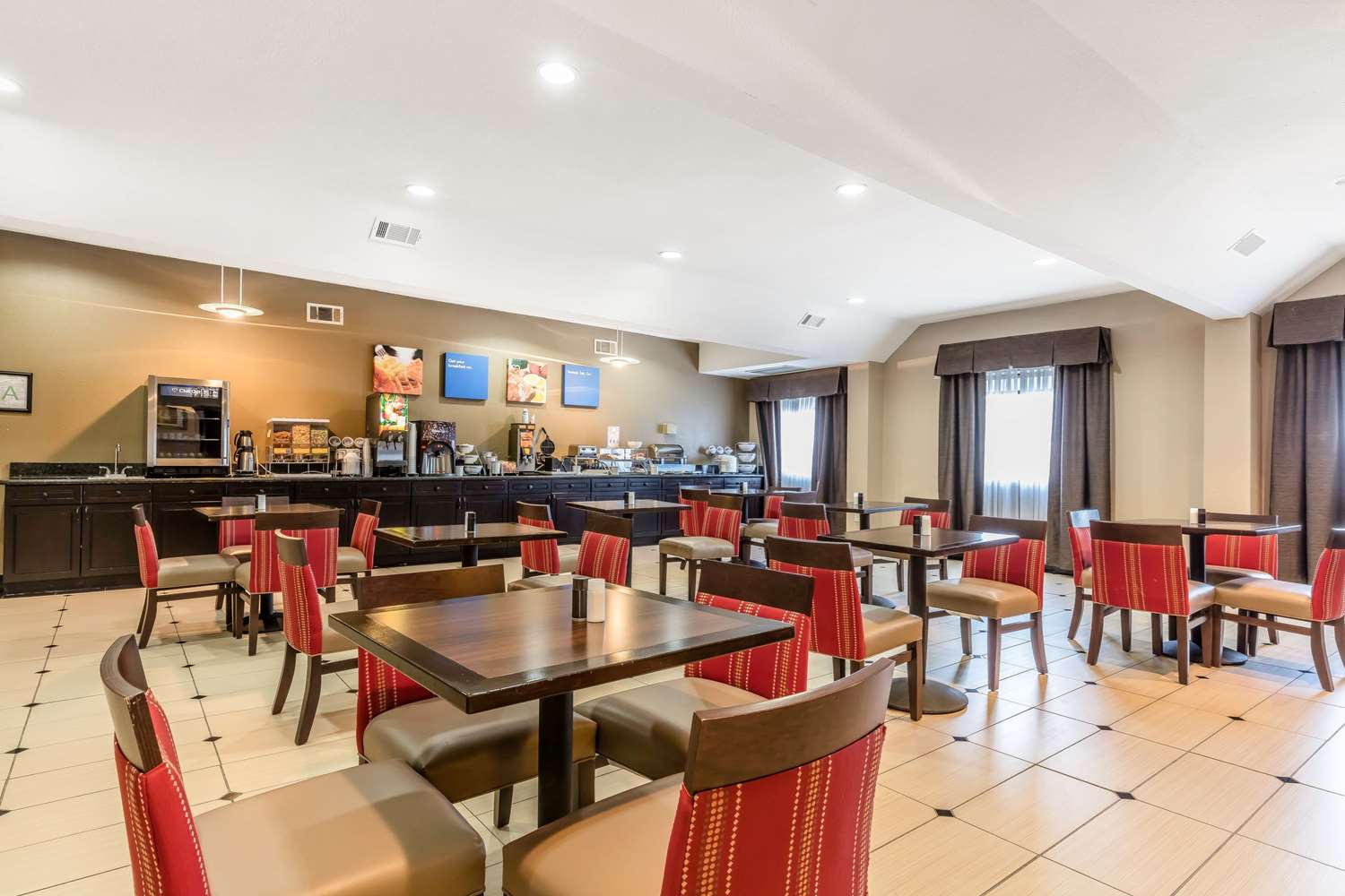 restaurant cafeteria