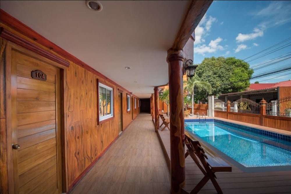 Viking Resort 30/50